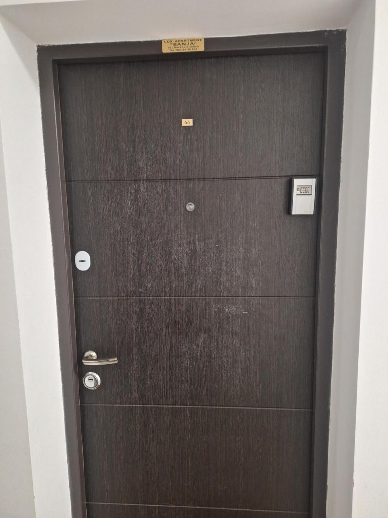 Lux Apartment Sanja 1 スボティツァ エクステリア 写真